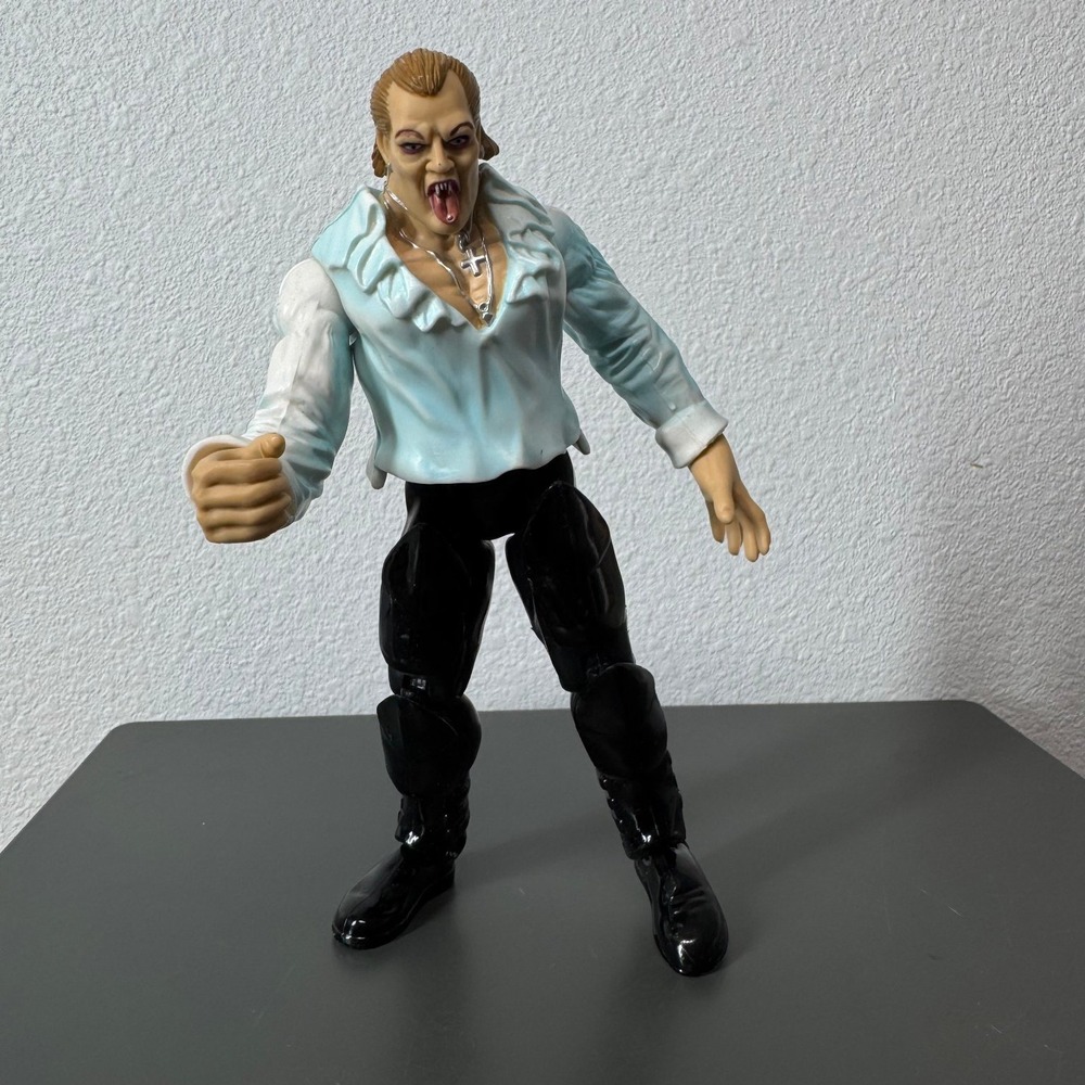 JAKKS Pacific Gangrel 7" Action Figure Fangs Cross Vintage Loose 1999